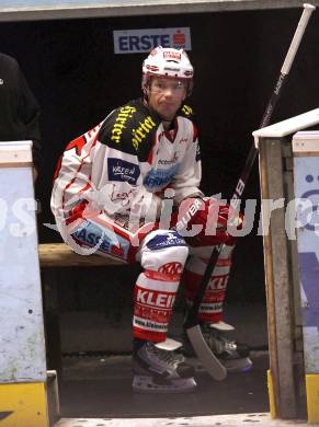 EBEL. Eishockey Bundesliga. EC Rekord Fenster VSV gegen EC KAC.  Kirk Furey (KAC). Villach, am 18.9.2011.
Foto: Kuess 


---
pressefotos, pressefotografie, kuess, qs, qspictures, sport, bild, bilder, bilddatenbank