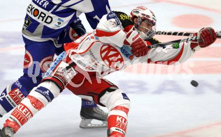 EBEL. Eishockey Bundesliga. EC Rekord Fenster VSV gegen EC KAC.  Gregor Hager (KAC). Villach, am 18.9.2011.
Foto: Kuess 


---
pressefotos, pressefotografie, kuess, qs, qspictures, sport, bild, bilder, bilddatenbank