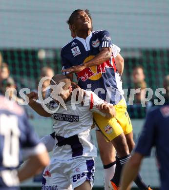 Fussball. OEFB Cup. SAK gegen Red Bull Salzburg. Christian Dlopst, (SAK), Da Silva Antonio Alex Rafael  (Salzburg). Klagenfurt, 21.9.2011.
Foto: Kuess
---
pressefotos, pressefotografie, kuess, qs, qspictures, sport, bild, bilder, bilddatenbank