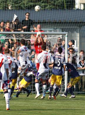 Fussball. OEFB Cup. SAK gegen Red Bull Salzburg. Murat Veliu, Florian Oberrisser,  (SAK), Alexander Walke (Salzburg). Klagenfurt, 21.9.2011.
Foto: Kuess
---
pressefotos, pressefotografie, kuess, qs, qspictures, sport, bild, bilder, bilddatenbank