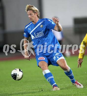 Fussball. Regionalliga. VSV gegen Pasching. Johannes Isopp (VSV). Villach, 23.9.2011. 
Foto: Kuess

---
pressefotos, pressefotografie, kuess, qs, qspictures, sport, bild, bilder, bilddatenbank