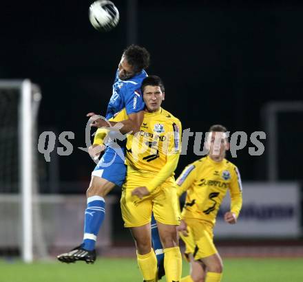 Fussball. Regionalliga. VSV gegen Pasching.  Darko Djukic, (VSV), Edvin Hodzic (Pasching). Villach, 23.9.2011. 
Foto: Kuess

---
pressefotos, pressefotografie, kuess, qs, qspictures, sport, bild, bilder, bilddatenbank