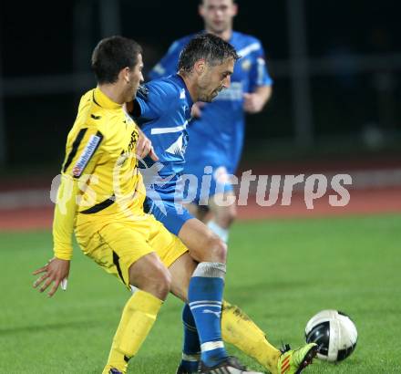 Fussball. Regionalliga. VSV gegen Pasching. Darko Djukic, (VSV), Edvin Hodzic (Pasching). Villach, 23.9.2011. 
Foto: Kuess

---
pressefotos, pressefotografie, kuess, qs, qspictures, sport, bild, bilder, bilddatenbank