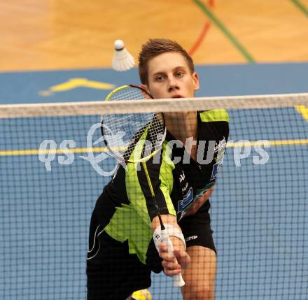 Badminton. ASKOE Kelag Kaernten gegen BSC 70 Linz. Dominik Trojan (Kaernten). Klagenfurt, am 24.9.2011.
Foto: Kuess
---
pressefotos, pressefotografie, kuess, qs, qspictures, sport, bild, bilder, bilddatenbank