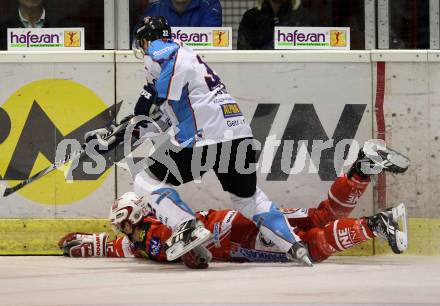 EBEL. Eishockey Bundesliga.  KAC gegen SAPA Fehervar AV19. Paul Schellander, (KAC),  Viktor Tokaji (Alba Volan). Klagenfurt, 25.9.2011.
Foto: Kuess 

---
pressefotos, pressefotografie, kuess, qs, qspictures, sport, bild, bilder, bilddatenbank