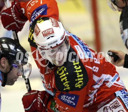 EBEL. Eishockey Bundesliga.  KAC gegen SAPA Fehervar AV19. Tyler Spurgeon (KAC). Klagenfurt, 25.9.2011.
Foto: Kuess 

---
pressefotos, pressefotografie, kuess, qs, qspictures, sport, bild, bilder, bilddatenbank