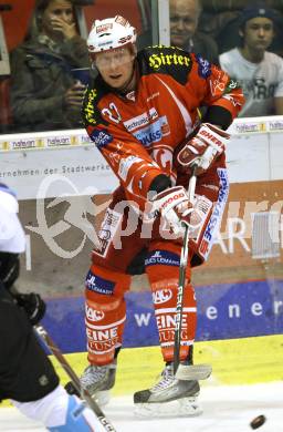 EBEL. Eishockey Bundesliga.  KAC gegen SAPA Fehervar AV19. Mike Siklenka (KAC). Klagenfurt, 25.9.2011.
Foto: Kuess 

---
pressefotos, pressefotografie, kuess, qs, qspictures, sport, bild, bilder, bilddatenbank