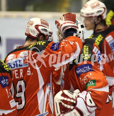 EBEL. Eishockey Bundesliga.  KAC gegen SAPA Fehervar AV19. Jubel Stephan Geier, Rene Swette (KAC). Klagenfurt, 25.9.2011.
Foto: Kuess 

---
pressefotos, pressefotografie, kuess, qs, qspictures, sport, bild, bilder, bilddatenbank