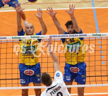 Volleyball Testspiel. SK Aich/Dob gegen Arkas izmir. Zhivko Kolev, Gerald Reiser (Aich/Dob). Bleiburg, am 25.9.2011.
Foto: Kuess
---
pressefotos, pressefotografie, kuess, qs, qspictures, sport, bild, bilder, bilddatenbank