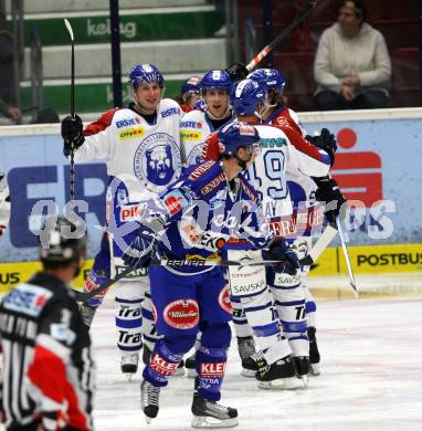 EBEL. Eishockey Bundesliga. EC Rekord Fenster VSV gegen KHL Medvescak Zagreb.  Torjubel (Zagreb). Villach, am 25.9.2011.
Foto: Kuess 


---
pressefotos, pressefotografie, kuess, qs, qspictures, sport, bild, bilder, bilddatenbank