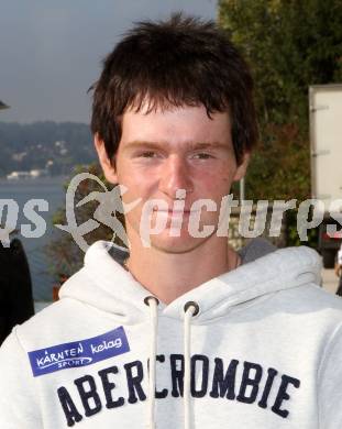 Kaernten Sport. Package Uebergabe. Patrick Ofner (Tennis). Klagenfurt, 26.9.2011.
Foto: Kuess
---
pressefotos, pressefotografie, kuess, qs, qspictures, sport, bild, bilder, bilddatenbank