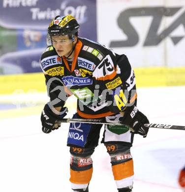 EBEL. Eishockey Bundesliga.  KAC gegen Graz 99ers. Max Wilfan (Graz). Klagenfurt, 23.9.2011.
Foto: Kuess 
---
pressefotos, pressefotografie, kuess, qs, qspictures, sport, bild, bilder, bilddatenbank