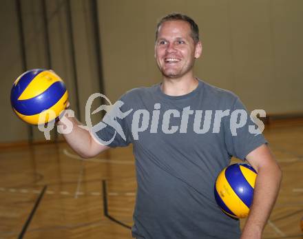 Woman Volleyball League. ATSC Wildcats KLagenfurt. Trainer Joze Casar. Klagenfurt, am 28.9.2011.
Foto: Kuess
---
pressefotos, pressefotografie, kuess, qs, qspictures, sport, bild, bilder, bilddatenbank