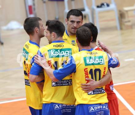 Volleyball. Eroeffnung Jufa Arena in Bleiburg. Heimstaette SK Aich/Dob.   Jubel Aich/Dob. Bleiburg, am 25.9.2011.
Foto: Kuess
---
pressefotos, pressefotografie, kuess, qs, qspictures, sport, bild, bilder, bilddatenbank