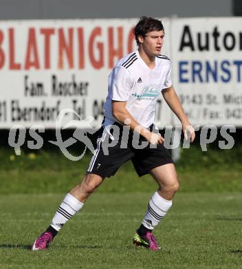 Fussball Kaerntner Liga. Eberndorf gegen Voelkermarkt. Matic Korasa, (Eberndorf). Feldkirchen, 24.9.2011.
Foto: Kuess
---
pressefotos, pressefotografie, kuess, qs, qspictures, sport, bild, bilder, bilddatenbank