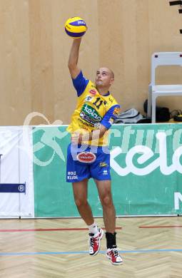 Volleyball. Eroeffnung Jufa Arena in Bleiburg. Heimstaette SK Aich/Dob.   Zhivko Kolev. Bleiburg, am 25.9.2011.
Foto: Kuess
---
pressefotos, pressefotografie, kuess, qs, qspictures, sport, bild, bilder, bilddatenbank