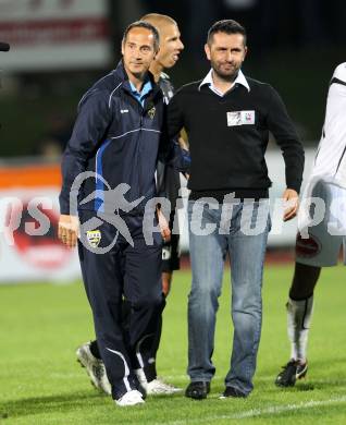 Fussball. Erste Liga. RZ Pellets WAC/St. Andrae gegen Cashpoint SCR Altach.  Trainer Nenad Bjelica (WAC), Trainer Adolf Huetter, (Altach). Wolfsberg, 30.9.2011. 
Foto: Kuess

---
pressefotos, pressefotografie, kuess, qs, qspictures, sport, bild, bilder, bilddatenbank