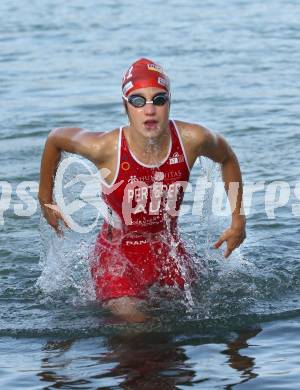 Triathlon. Laufen, Schwimmen, Radfahren. Lisa Perterer. 
Klagenfurt, 22.9.2011.
Foto: Kuess
---
pressefotos, pressefotografie, kuess, qs, qspictures, sport, bild, bilder, bilddatenbank