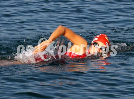 Triathlon. Laufen, Schwimmen, Radfahren. Lisa Perterer. 
Klagenfurt, 22.9.2011.
Foto: Kuess
---
pressefotos, pressefotografie, kuess, qs, qspictures, sport, bild, bilder, bilddatenbank