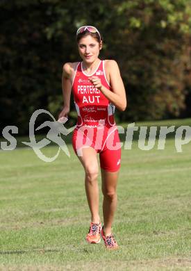 Triathlon. Laufen, Schwimmen, Radfahren. Lisa Perterer. 
Klagenfurt, 22.9.2011.
Foto: Kuess
---
pressefotos, pressefotografie, kuess, qs, qspictures, sport, bild, bilder, bilddatenbank