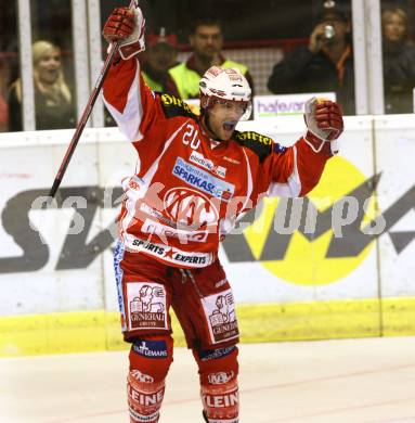 EBEL. Eishockey Bundesliga.  KAC gegen UPC Vienna Capitals. Torjubel KAC, LAMMERS John. Klagenfurt, 7.10.2011.
Foto: Kuess 

---
pressefotos, pressefotografie, kuess, qs, qspictures, sport, bild, bilder, bilddatenbank