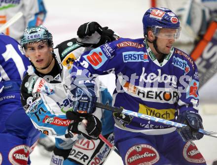 EBEL. Eishockey Bundesliga. EC Rekord Fenster VSV gegen EHC LIWEST Linz. Roland Kaspitz,  (VSV), Daniel Oberkofler (Linz). Villach, am 7.10.2011.
Foto: Kuess 


---
pressefotos, pressefotografie, kuess, qs, qspictures, sport, bild, bilder, bilddatenbank