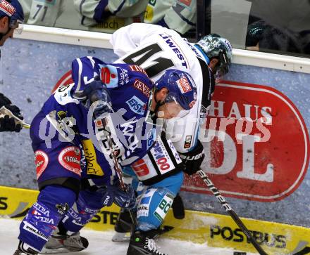 EBEL. Eishockey Bundesliga. EC Rekord Fenster VSV gegen EHC LIWEST Linz. Lynn Loyns,  (VSV), Curtis Murphy (Linz). Villach, am 7.10.2011.
Foto: Kuess 


---
pressefotos, pressefotografie, kuess, qs, qspictures, sport, bild, bilder, bilddatenbank