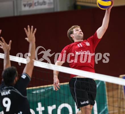 Volleyball. VBK Woerthersee Loewen gegen BLH - Amstetten. Reinholm Cole. Klagenfurt, 8.10.2011.
Foto: kuess
---
pressefotos, pressefotografie, kuess, qs, qspictures, sport, bild, bilder, bilddatenbank