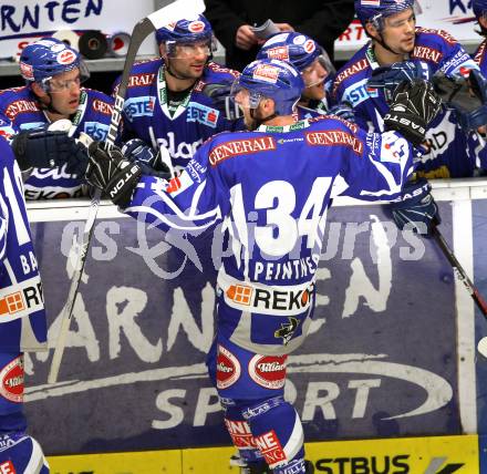 EBEL. Eishockey Bundesliga. EC Rekord Fenster VSV gegen EHC LIWEST Linz. Torjubel Markus Peintner (VSV). Villach, am 7.10.2011.
Foto: Kuess 


---
pressefotos, pressefotografie, kuess, qs, qspictures, sport, bild, bilder, bilddatenbank