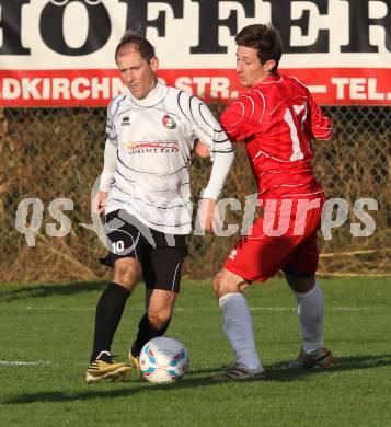 Fussball 1. KLasse C. Woelfnitz gegen HSV. Karl Schweighofer, (Woelfnitz), Metod Totter (HSV). Woelfnitz, 8.10.2011.
Foto: Kuess
---
pressefotos, pressefotografie, kuess, qs, qspictures, sport, bild, bilder, bilddatenbank