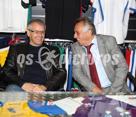 Fussball. Regionalliga. Pressekonferenz. Derby Austria Klagenfurt gegen VSV. Matthias Dollinger sen. (Austria Klagenfurt), Egon Putzi. Klagenfurt, 13. 10.2011.
Foto: Kuess
---
pressefotos, pressefotografie, kuess, qs, qspictures, sport, bild, bilder, bilddatenbank