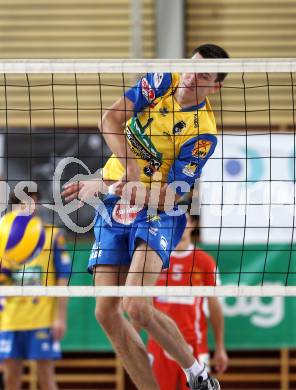 Volleyball Bundesliga. VBK Woerthersee Loewen gegen SK Posojilnica Aich/Dob. SABLJAK Matija (Aich/Dob). Klagenfurt, 12.10.2011.
Foto. Kuess
---
pressefotos, pressefotografie, kuess, qs, qspictures, sport, bild, bilder, bilddatenbank