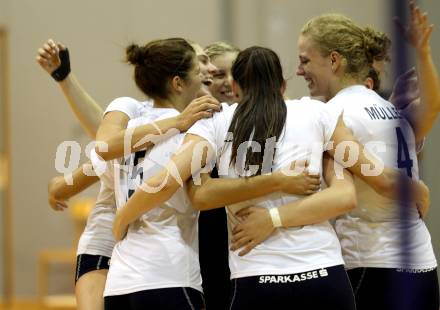 Volleyball Bundesliga. AVL. ATSC Wildcats gegen UVC Graz. Jubel (Wildcats). Klagenfurt, 12.10.2011.
Foto: Kuess
---
pressefotos, pressefotografie, kuess, qs, qspictures, sport, bild, bilder, bilddatenbank