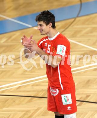 Volleyball Bundesliga. VBK Woerthersee Loewen gegen SK Posojilnica Aich/Dob. IVARTNIK Jure (Aich/Dob). Klagenfurt, 12.10.2011.
Foto. Kuess
---
pressefotos, pressefotografie, kuess, qs, qspictures, sport, bild, bilder, bilddatenbank