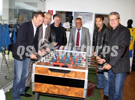 Fussball. Regionalliga. Pressekonferenz. Derby Austria Klagenfurt gegen VSV. Dietmar Thuller, Heimo Vorderegger, Matthias Dollinger sen. (Austria Klagenfurt), Egon Putzi, Peter Hrstic, Guenther Kronsteiner (VSV). Klagenfurt, 13. 10.2011.
Foto: Kuess
---
pressefotos, pressefotografie, kuess, qs, qspictures, sport, bild, bilder, bilddatenbank