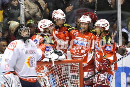 EBEL. Eishockey Bundesliga. KAC gegen HK Acroni Jesenice. Torjubel Christoph Brandner, John Lammers, Dieter Kalt, Thomas Koch (KAC). Klagenfurt, am 14.10.2011.
Foto: Kuess

---
pressefotos, pressefotografie, kuess, qs, qspictures, sport, bild, bilder, bilddatenbank