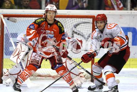 EBEL. Eishockey Bundesliga. KAC gegen HK Acroni Jesenice. Tyler Scofield,  (KAC), Klemen Pretnar (Jesenice). Klagenfurt, am 14.10.2011.
Foto: Kuess

---
pressefotos, pressefotografie, kuess, qs, qspictures, sport, bild, bilder, bilddatenbank