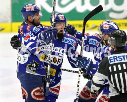 EBEL. Eishockey Bundesliga. EC Rekord Fenster VSV gegen SAPA Fehervar AV19.  Jubel PEINTNER Markus, MITCHELL Kevin (VSV). Villach, am 14.10.2011.
Foto: Kuess 


---
pressefotos, pressefotografie, kuess, qs, qspictures, sport, bild, bilder, bilddatenbank