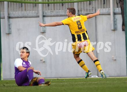 Fussball Regionalliga. SK Austria Klagenfurt gegen VSV. Torjubel Stefan Friessnegger (VSV). Klagenfurt, am 15.10.2011.
Foto: Kuess
---
pressefotos, pressefotografie, kuess, qs, qspictures, sport, bild, bilder, bilddatenbank