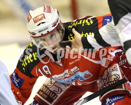 EBEL. Eishockey Bundesliga. KAC gegen HK Acroni Jesenice. Thomas Koch (KAC). Klagenfurt, am 14.10.2011.
Foto: Kuess

---
pressefotos, pressefotografie, kuess, qs, qspictures, sport, bild, bilder, bilddatenbank