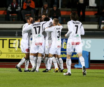 Fussball. Erste Liga. RZ Pellets WAC/St. Andrae gegen TSV Sparkasse Hartberg. Torjubel (WAC). Wolfsberg, 21.10.2011. 
Foto: Kuess

---
pressefotos, pressefotografie, kuess, qs, qspictures, sport, bild, bilder, bilddatenbank