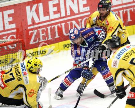 EBEL. Eishockey Bundesliga. EC Rekord Fenster VSV gegen UPC Vienna Capitals. Pierre Luc Sleigher, (VSV),  Sebastian Stefaniszin, Philippe Lakos  (Caps). Villach, am 21.10.2011.
Foto: Kuess 


---
pressefotos, pressefotografie, kuess, qs, qspictures, sport, bild, bilder, bilddatenbank