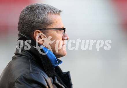 Fussball Regionalliga. SK Austria Klagenfurt gegen VSV.  Trainer Guenther Kronsteiner (VSV). Klagenfurt, am 15.10.2011.
Foto: Kuess
---
pressefotos, pressefotografie, kuess, qs, qspictures, sport, bild, bilder, bilddatenbank