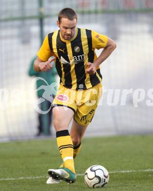Fussball Regionalliga. SK Austria Klagenfurt gegen VSV.  Udo Gasser (VSV). Klagenfurt, am 15.10.2011.
Foto: Kuess
---
pressefotos, pressefotografie, kuess, qs, qspictures, sport, bild, bilder, bilddatenbank