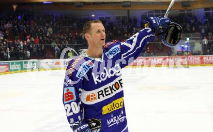 EBEL. Eishockey Bundesliga. EC Rekord Fenster VSV gegen UPC Vienna Capitals. Mike Craig (VSV). Villach, am 21.10.2011.
Foto: Kuess 


---
pressefotos, pressefotografie, kuess, qs, qspictures, sport, bild, bilder, bilddatenbank