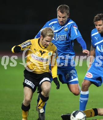 Fussball Regionalliga. VSV gegen Voecklamarkt. Stefan Friessnegger (VSV), Markus Lexl (Voecklamarkt). Villach, am 22.10.2011.
Foto: Kuess
---
pressefotos, pressefotografie, kuess, qs, qspictures, sport, bild, bilder, bilddatenbank