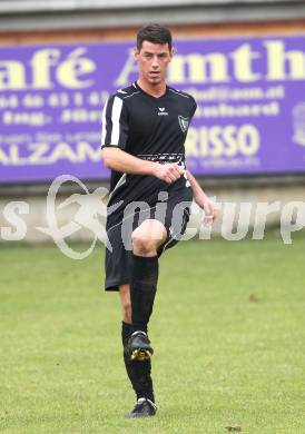 Fussball. Kaerntner Liga. Feldkirchen gegen ATUS Ferlach. Mario Verdel (Ferlach). Feldkirchen, am 22.10.2011.
Foto: Kuess 
---
pressefotos, pressefotografie, kuess, qs, qspictures, sport, bild, bilder, bilddatenbank