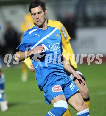 Fussball Regionalliga. VSV gegen Voecklamarkt. Denis Curic (VSV). Villach, am 22.10.2011.
Foto: Kuess
---
pressefotos, pressefotografie, kuess, qs, qspictures, sport, bild, bilder, bilddatenbank