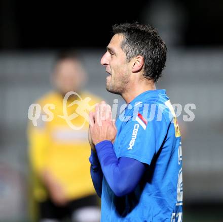 Fussball Regionalliga. VSV gegen Voecklamarkt. Darko Djukic (VSV). Villach, am 22.10.2011.
Foto: Kuess
---
pressefotos, pressefotografie, kuess, qs, qspictures, sport, bild, bilder, bilddatenbank
