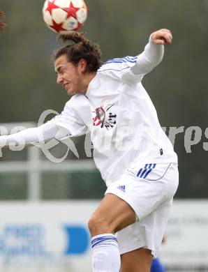 Fussball Unterliga Ost. Liebenfels gegen Friesach. Matthias Lipp (Friesach). Liebenfels, am 23.10.2011.
Foto: Kuess
---
pressefotos, pressefotografie, kuess, qs, qspictures, sport, bild, bilder, bilddatenbank